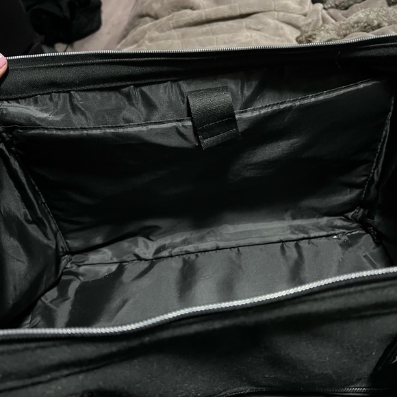 beis weekender bag - Picture 7 of 8